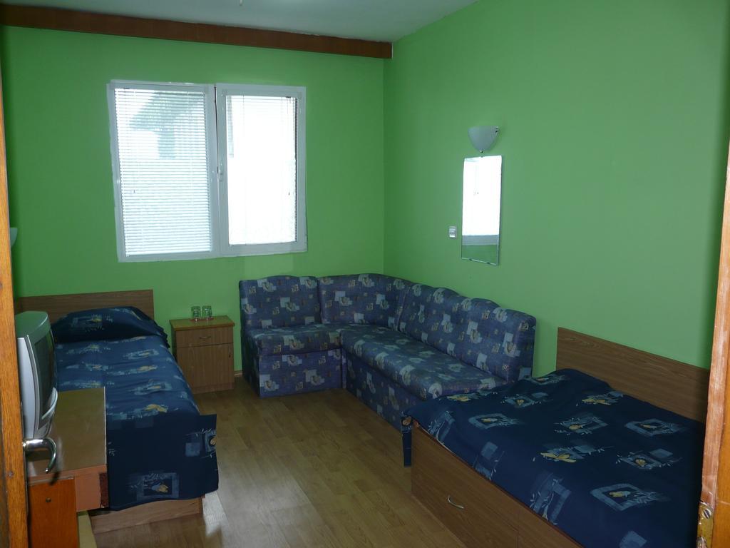 Family Hotel Balchik Værelse billede