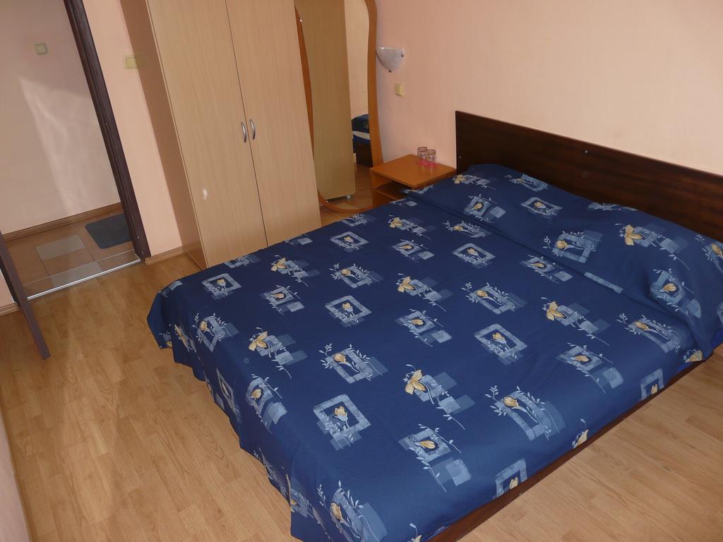 Family Hotel Balchik Værelse billede